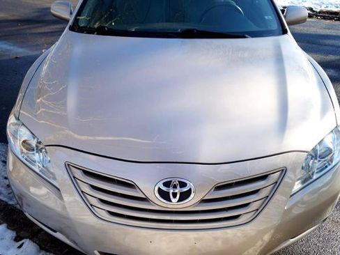 Used 2008 Toyota Camry XLE image 2