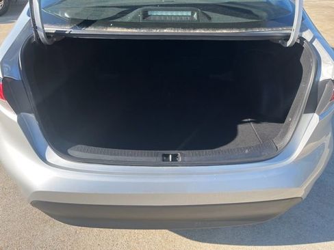 Used 2024 Toyota Corolla LE FWD image 14