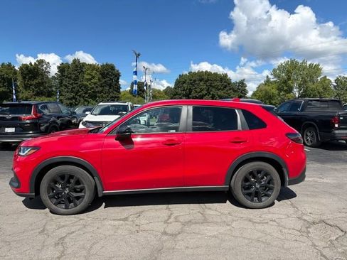 Used 2023 Honda HR-V Sport image 5