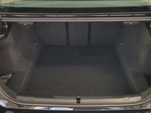 Certified 2025 BMW 530i image 8