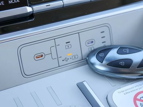 New 2026 Hyundai Santa Fe SEL FWD image 19