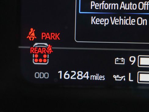 Used 2024 Toyota Sequoia Capstone image 17