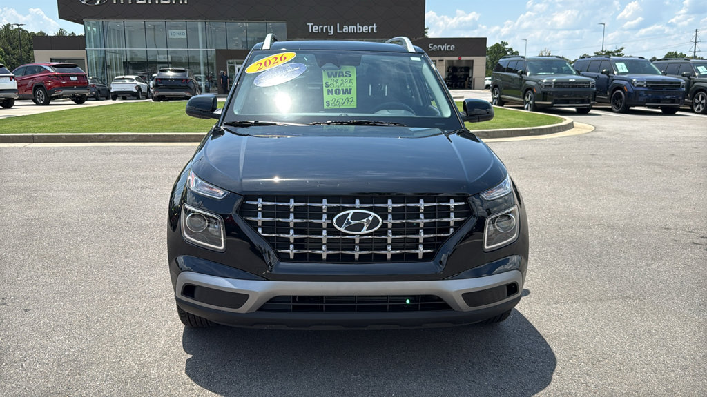 Used 2026 Hyundai Venue SEL FWD image 2