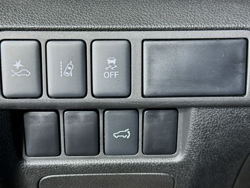 Used 2025 Mitsubishi Eclipse Cross SE image 17