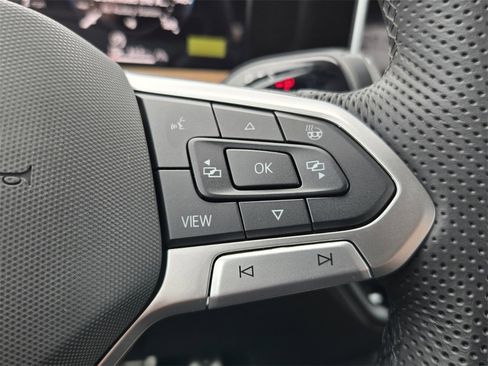 New 2026 Volkswagen Tiguan SEL R-Line image 11