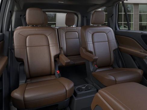 New 2026 Lincoln Aviator Reserve image 11