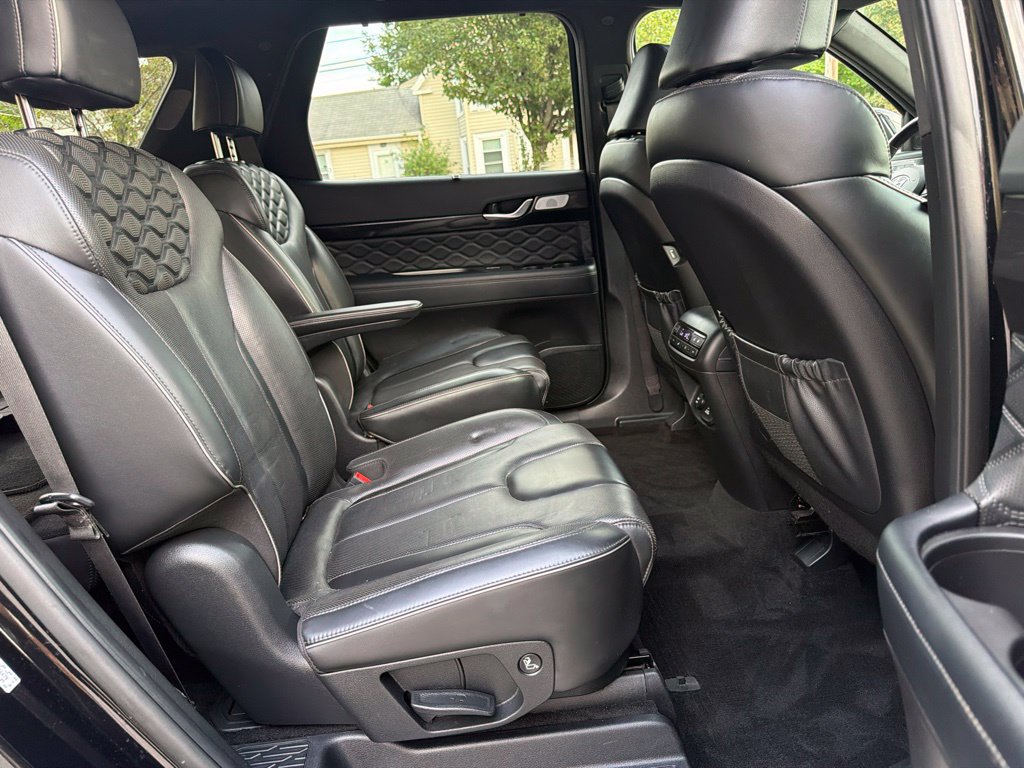 Used 2020 Hyundai Palisade Limited w/ Winter Weather Package AWD/4WD image 28