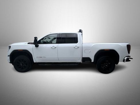 Used 2024 GMC Sierra 2500 AT4 w/ Technology Package image 8