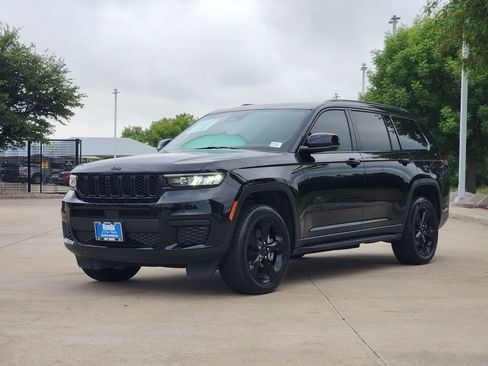 Used 2023 Jeep Grand Cherokee L Laredo AWD/4WD image 3