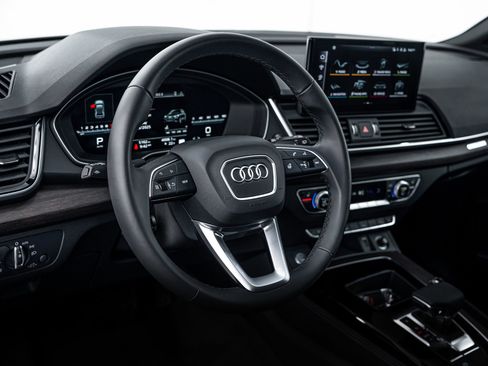 Certified 2025 Audi Q5 2.0T Premium Plus w/ Premium Plus Package image 10