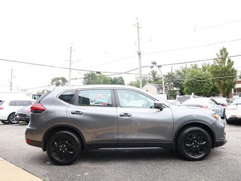 Used 2018 Nissan Rogue S AWD/4WD image 5