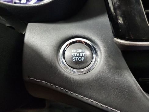 Used 2022 Toyota Highlander XLE image 35