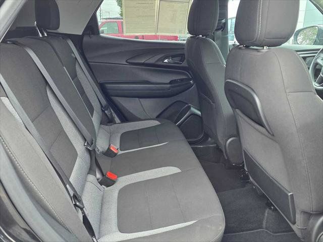 Used 2024 Chevrolet TrailBlazer LT AWD/4WD image 12