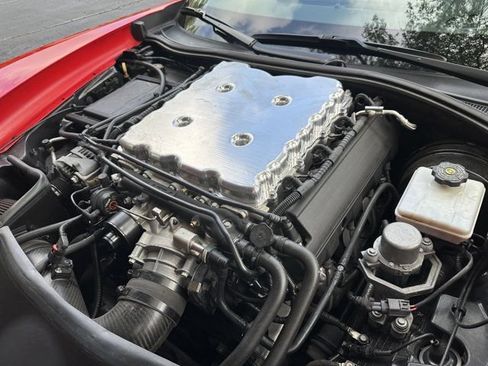 Used 2016 Chevrolet Corvette Z06 w/ 2LZ Preferred Equipment Group RWD image 39