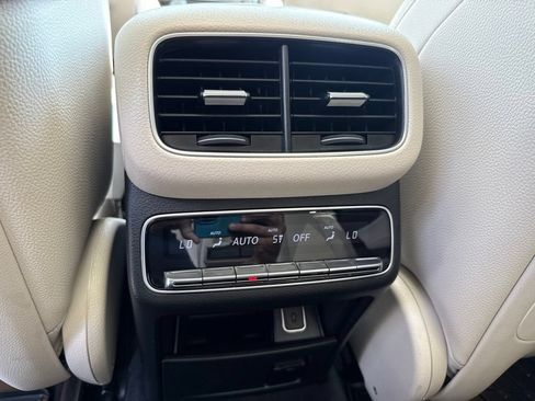 Used 2022 Mercedes-Benz GLE 450 4MATIC image 49