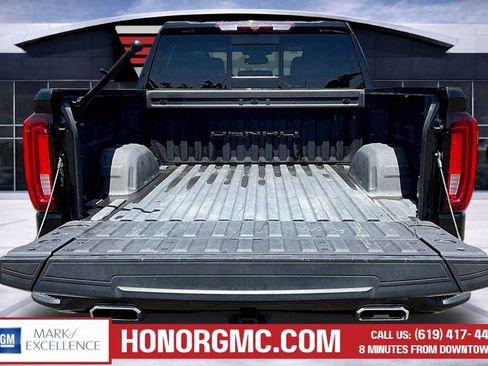 Used 2023 GMC Sierra 1500 Denali AWD/4WD image 7