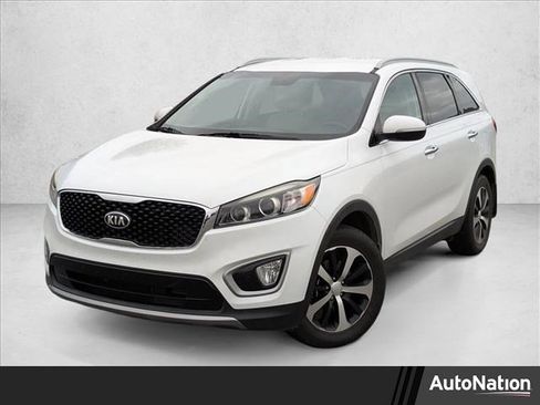 Used 2017 Kia Sorento EX w/ EX Premium Package image 1