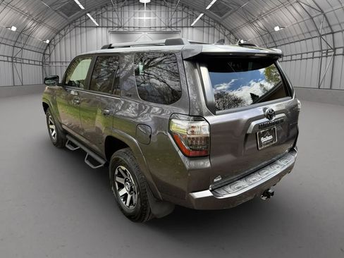 Used 2020 Toyota 4Runner SR5 Premium w/ Moonroof Package AWD/4WD image 8