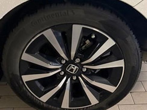 Used 2023 Honda Civic EX-L image 12