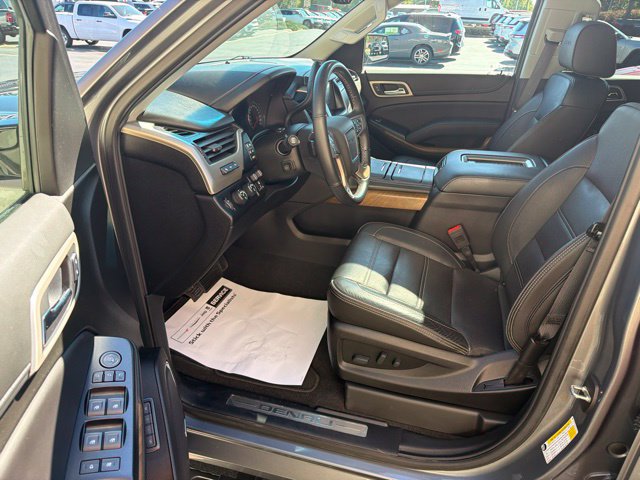 Used 2020 GMC Yukon Denali w/ Denali Premium Package AWD/4WD image 24