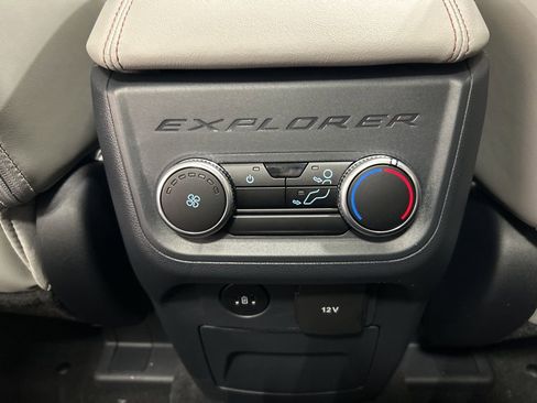 New 2026 Ford Explorer Active w/ Active Comfort Package image 27