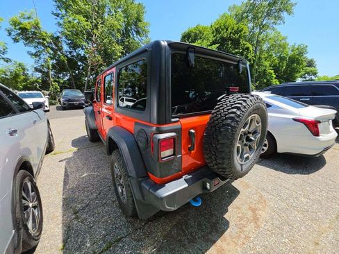 Used 2023 Jeep Wrangler Unlimited w/ Cold Weather Group AWD/4WD image 4
