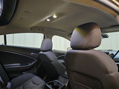 Used 2016 Chevrolet Volt LT image 15