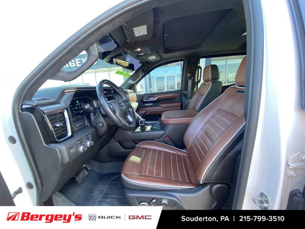 Used 2024 GMC Sierra 1500 Denali Ultimate AWD/4WD image 22