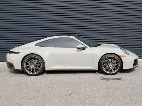 Certified 2025 Porsche 911 Carrera RWD image 8