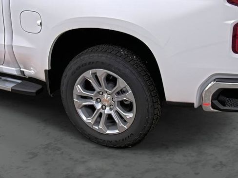 New 2026 Chevrolet Silverado 1500 LTZ w/ LTZ Premium Package image 9