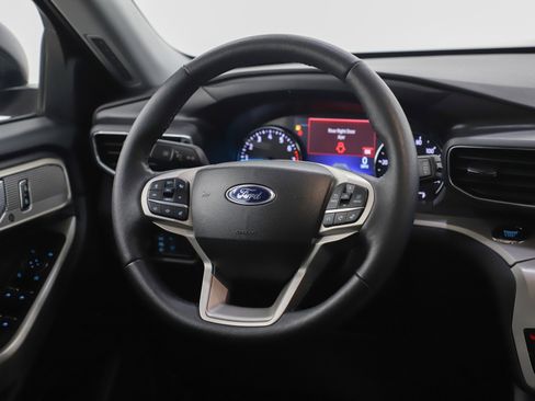 Used 2023 Ford Explorer XLT w/ Equipment Group 202A image 16