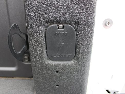 Used 2025 Ford Maverick XL w/ Equipment Group 102A AWD/4WD image 14
