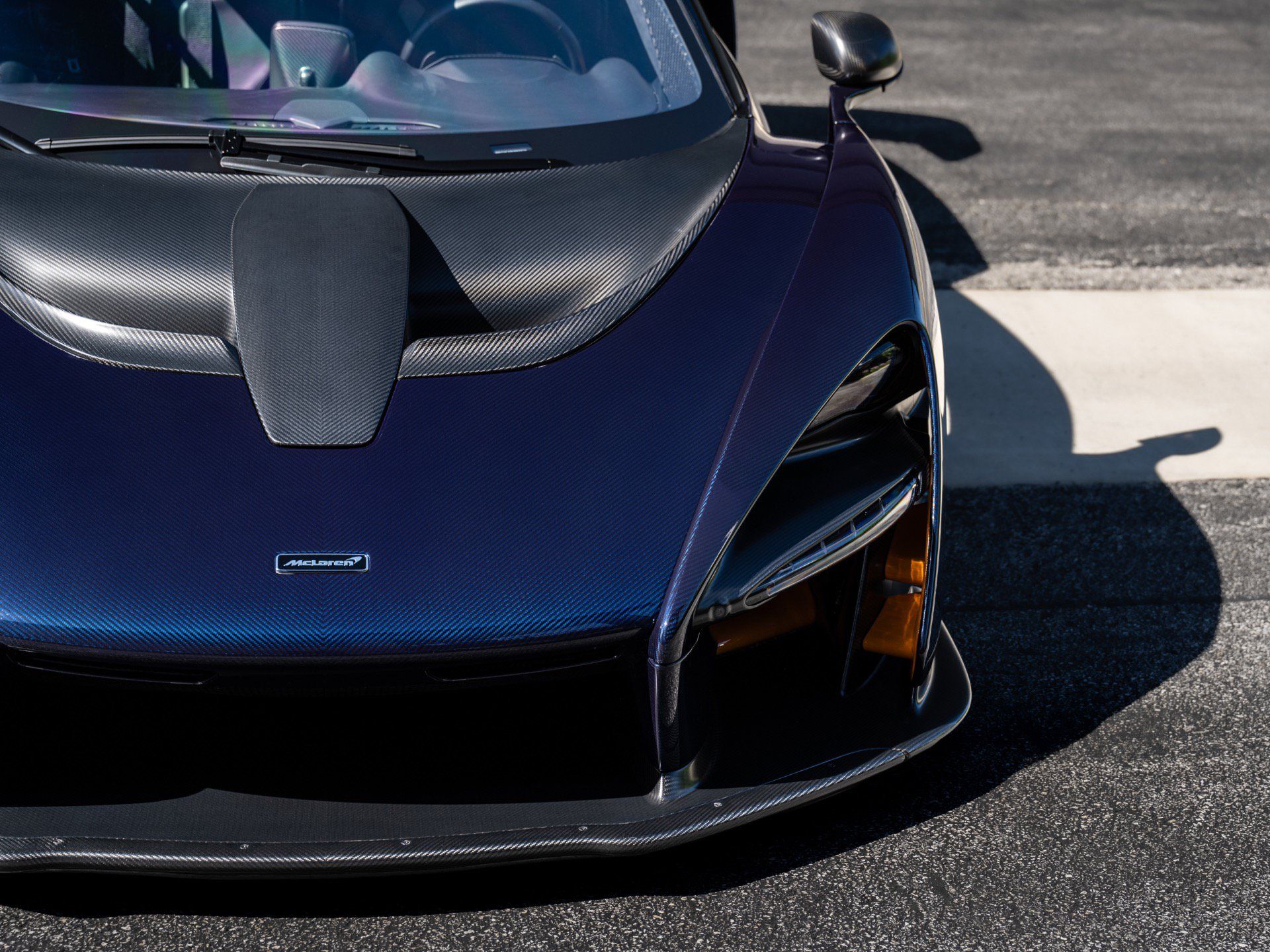 Used 2019 McLaren Senna RWD image 54