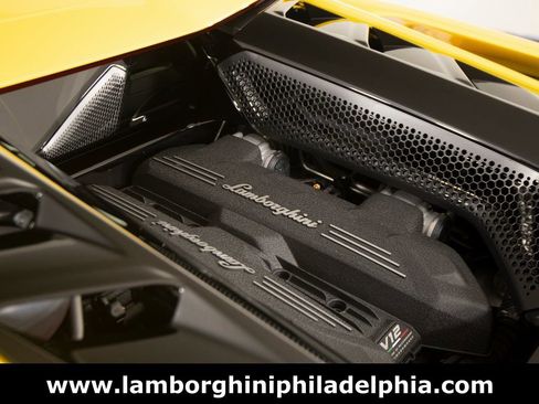 Used 2024 Lamborghini Revuelto AWD/4WD image 58