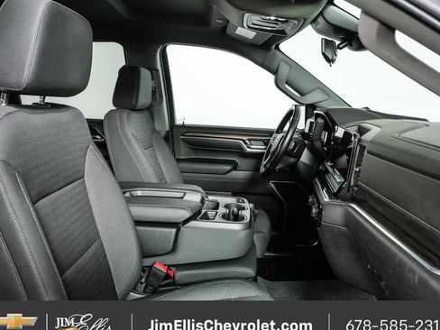Used 2022 Chevrolet Silverado 1500 LT AWD/4WD image 20
