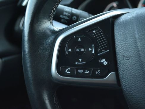 Used 2018 Honda Civic Touring image 17