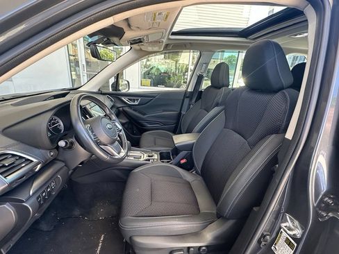 Certified 2023 Subaru Forester Premium AWD/4WD image 10