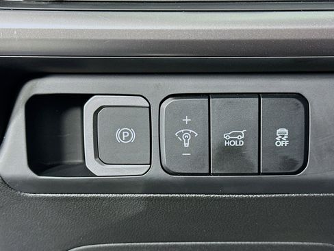 Used 2025 Hyundai Santa Fe SEL image 17