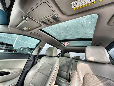 Used 2021 Kia Sportage EX w/ EX Technology Package FWD image 22