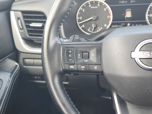 Used 2025 Nissan Rogue SV AWD/4WD image 27