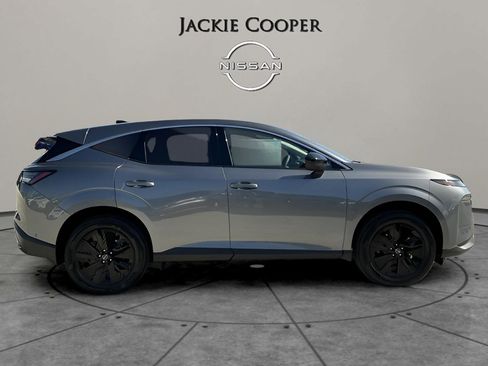 Certified 2025 Nissan Murano SV w/ Cargo Package image 5