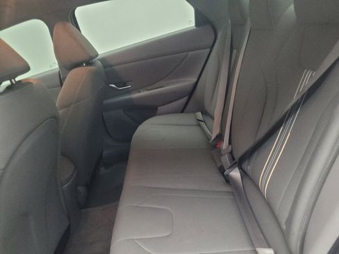 Used 2023 Hyundai Elantra SEL w/ Convenience Package FWD image 18