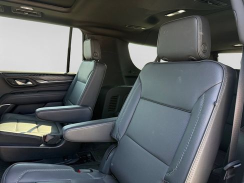 Used 2023 GMC Yukon XL Denali w/ LPO, Floor Liner Package AWD/4WD image 39
