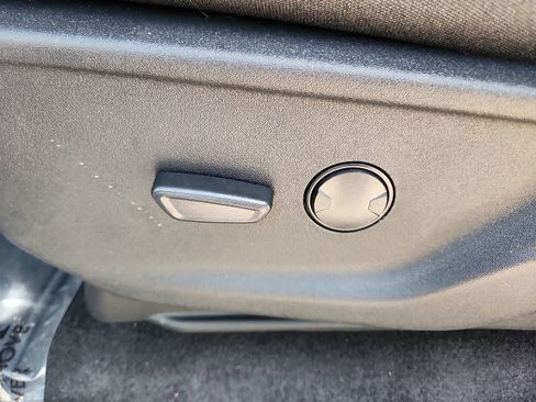 New 2025 Ford F150 XLT w/ Equipment Group 301A Standard image 12