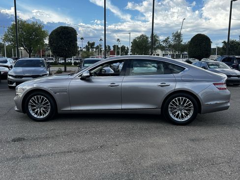 Used 2023 Genesis G80 2.5T image 3