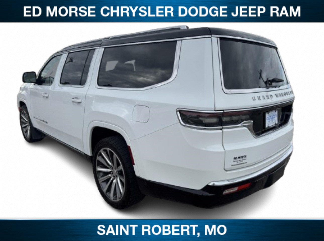 Used 2023 Jeep Grand Wagoneer L Series II AWD/4WD image 5