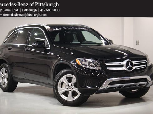 Used 2018 Mercedes-Benz GLC 300 4MATIC image 1