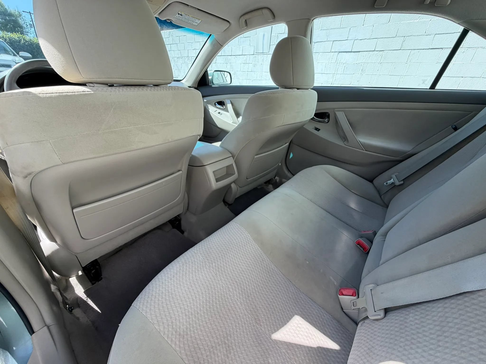 Used 2011 Toyota Camry LE FWD image 45