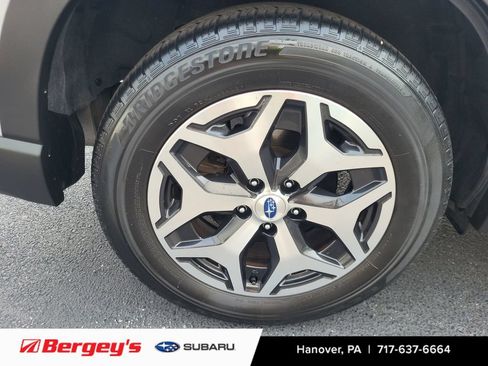 Certified 2023 Subaru Forester Premium AWD/4WD image 21