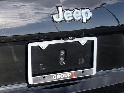 Used 2022 Jeep Cherokee Limited AWD/4WD image 31